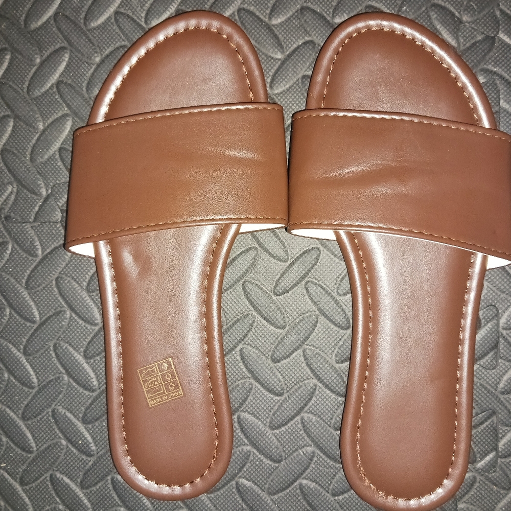 Women Chocolate brown open toeFlat sandals - Picture 3 of 9